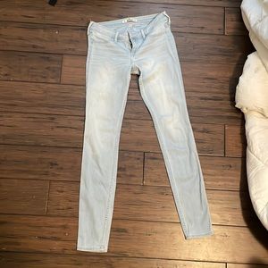 light hollister jeans